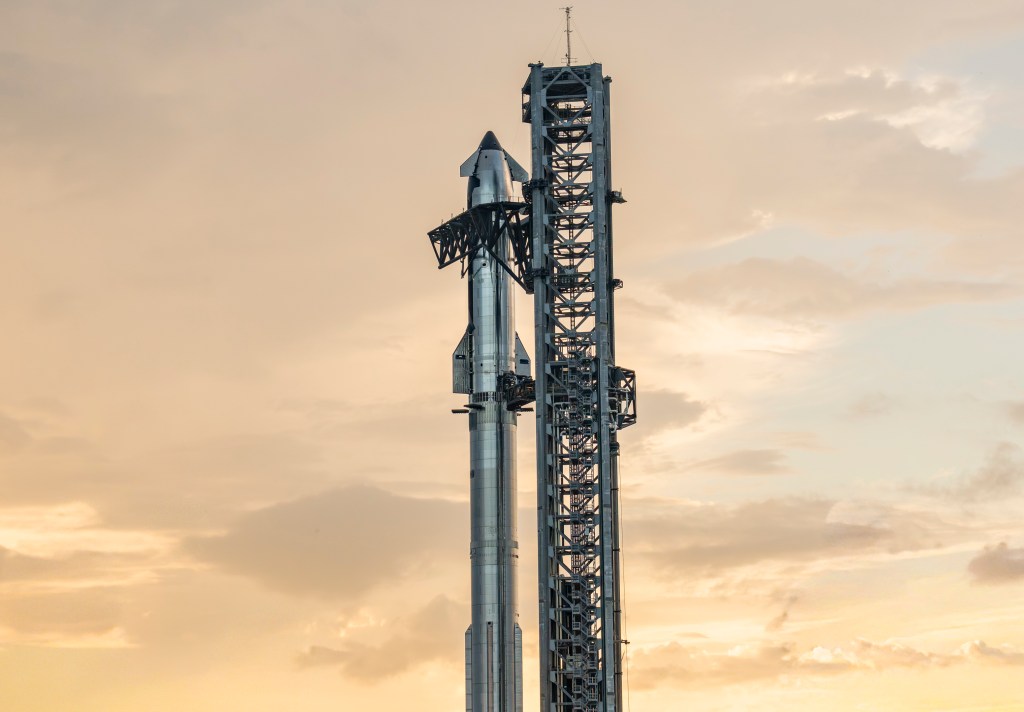 SpaceX ประสบความสำเร็จครั้งใหญ่ในทดสอบ Starship รอบที่สิบ