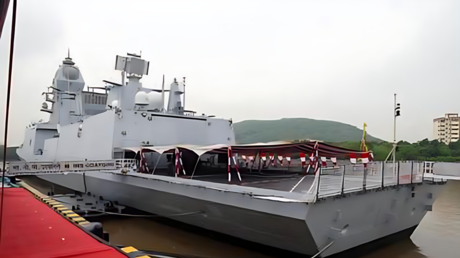 อินเดียเปิดตัวเรือประจัญบานติดตั้งขีปนาวุธ BrahMos ของกองทัพเรือ