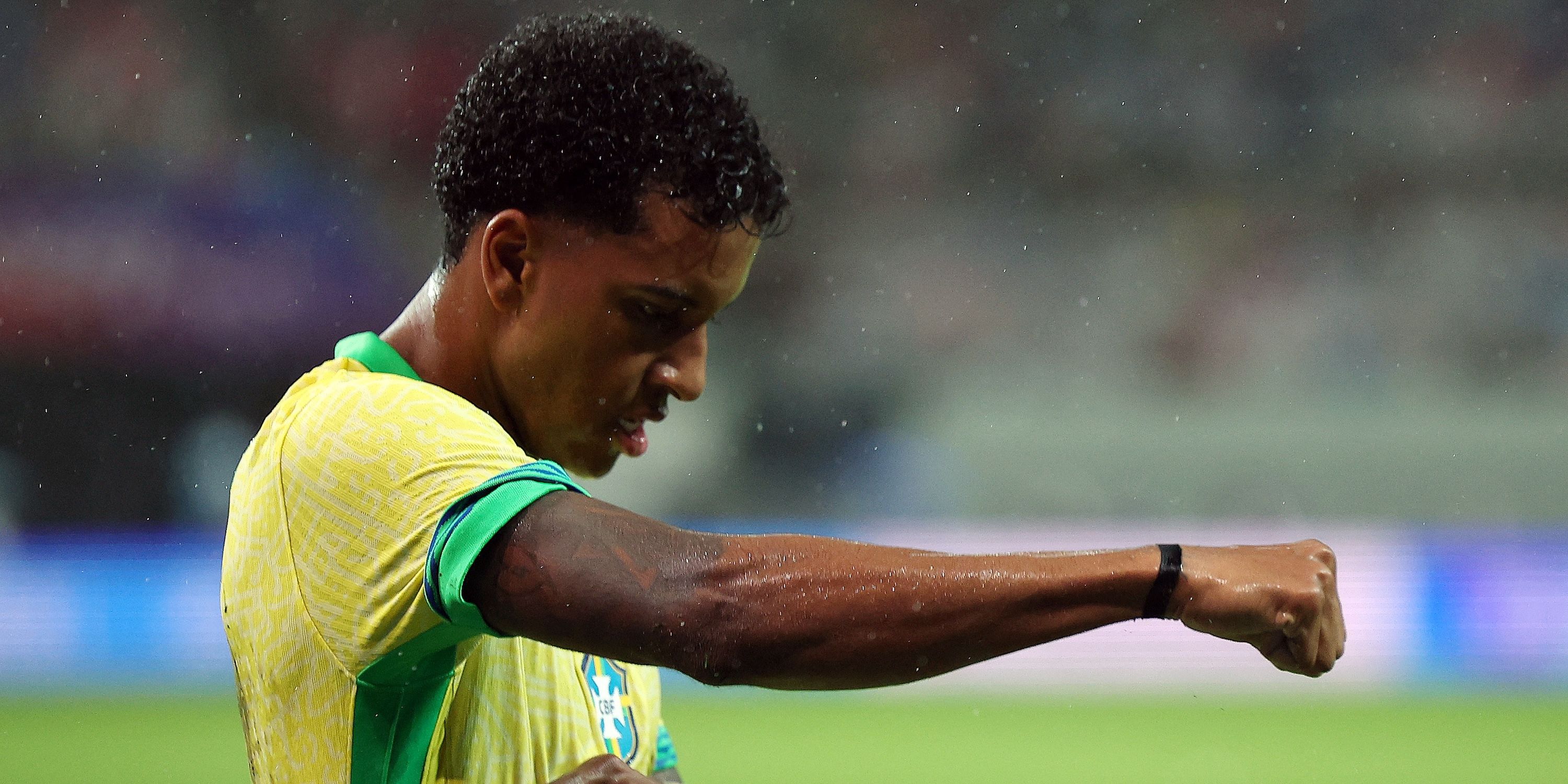 อนาคตของโรดรีโก้: สเปอร์สและเรอัล มาดริดในตลาดซื้อขายนักเตะ