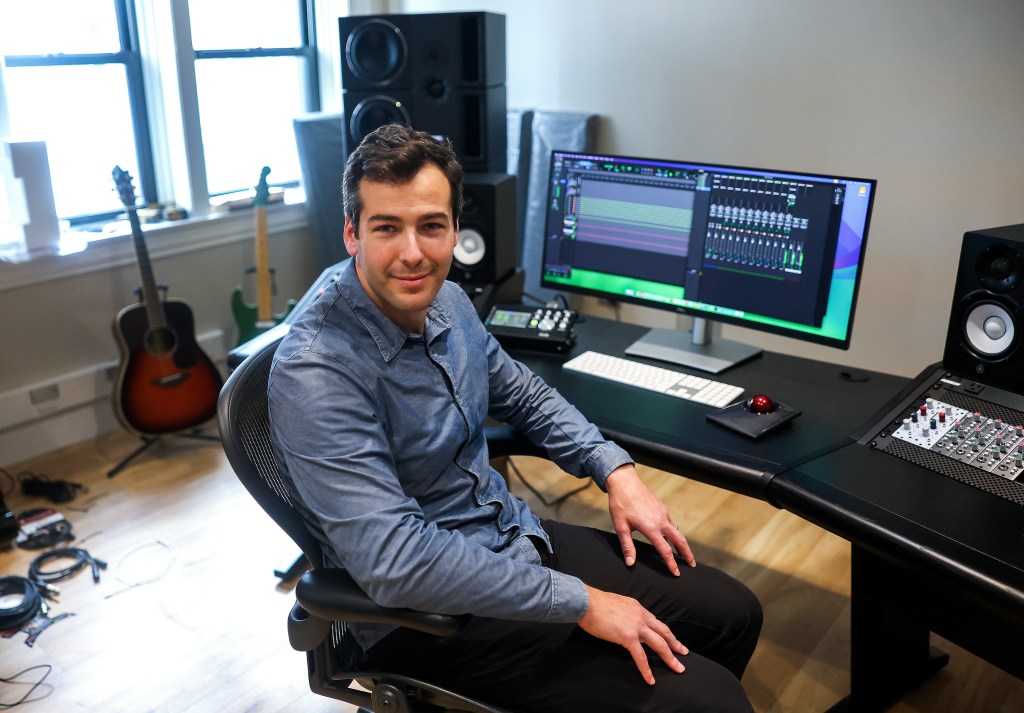 สตาร์ทอัพ AI ด้านดนตรี Suno เผชิญความท้าทายทางกฎหมาย แต่ยังสามารถระดมทุนได้ถึง 2.45 พันล้านดอลลาร์