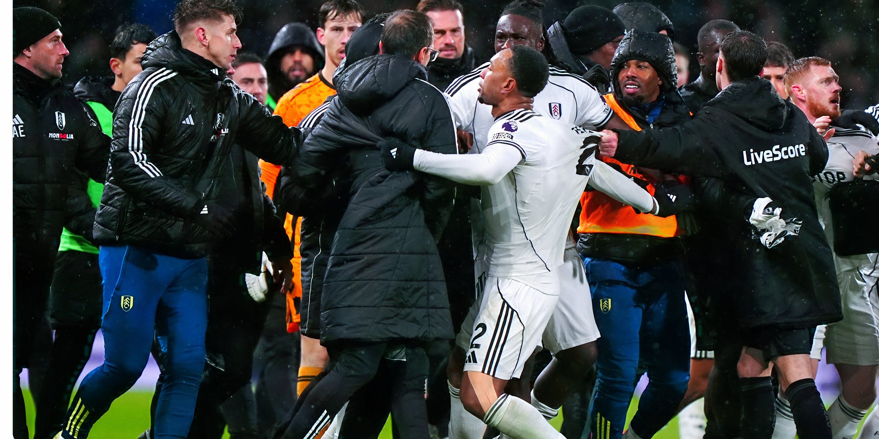 ดาร์เรน อิงแลนด์ ไม่ควรได้เป็นผู้ตัดสินอีกต่อไป